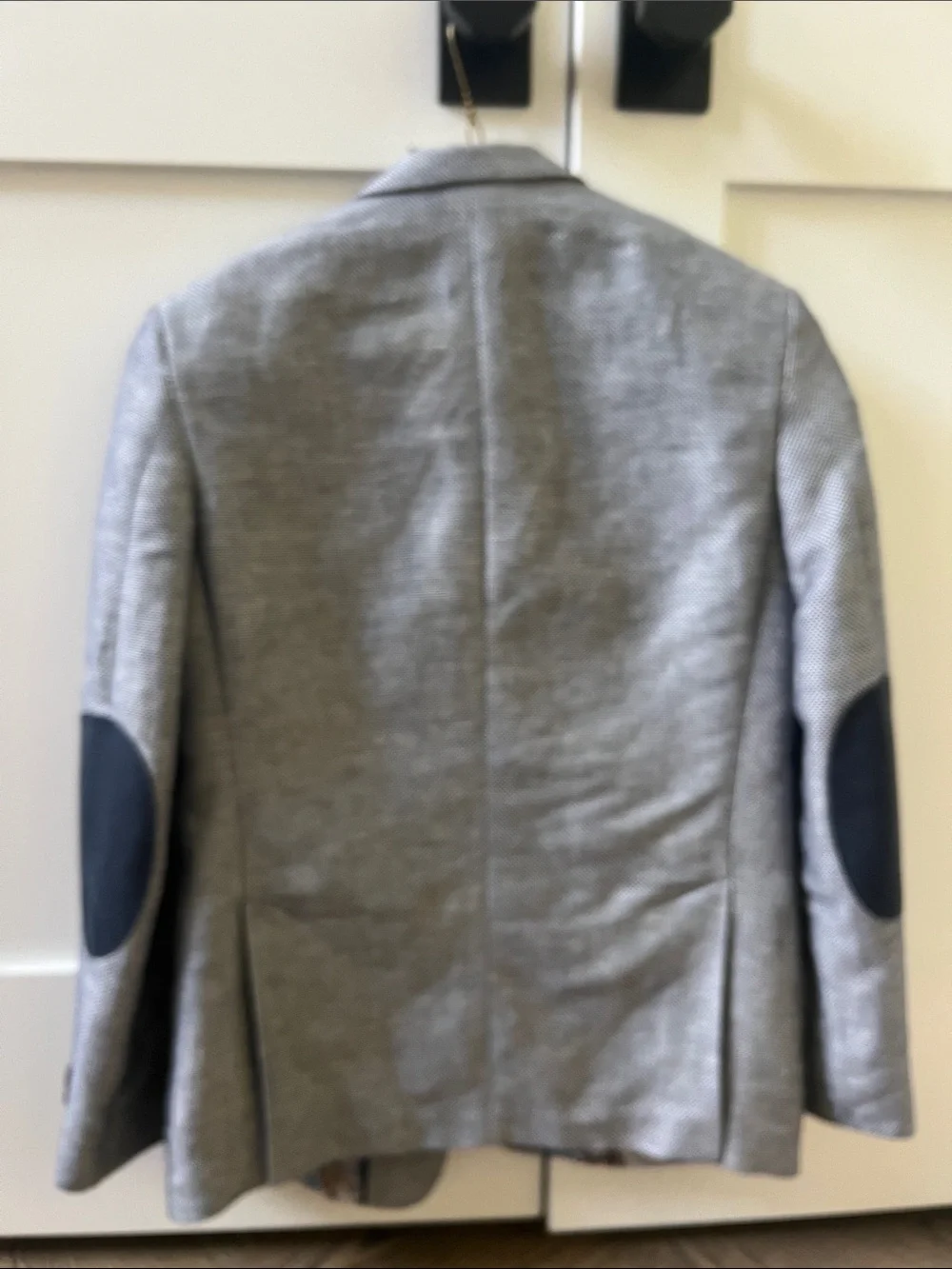 TALLIA Light Gray Textured Sport Coat with Contrast Elbow Patches